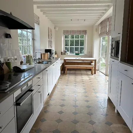 Superb In The Heart Of Zoute Close To The And Shopping Area Knokke-Heist