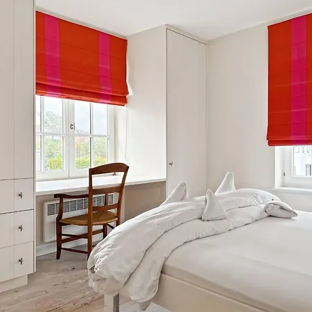 Superb In The Heart Of Zoute Close To The And Shopping Area *