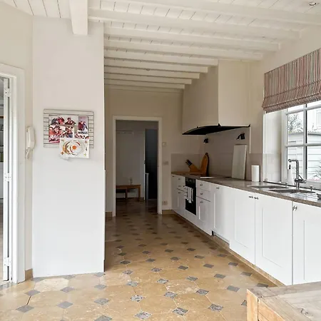 Feriehus Luxurious 5-bedroom House In Belgique