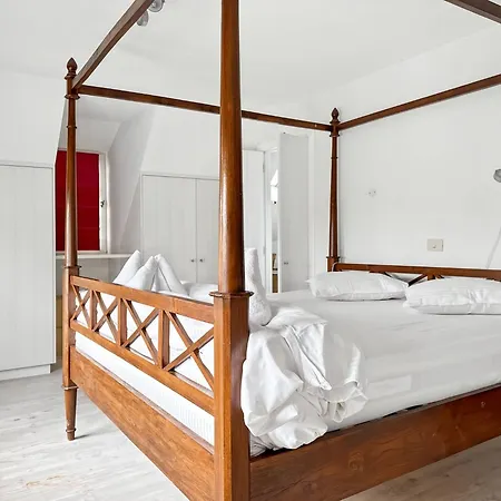 Superb In The Heart Of Zoute Close To The And Shopping Area * Knokke-Heist