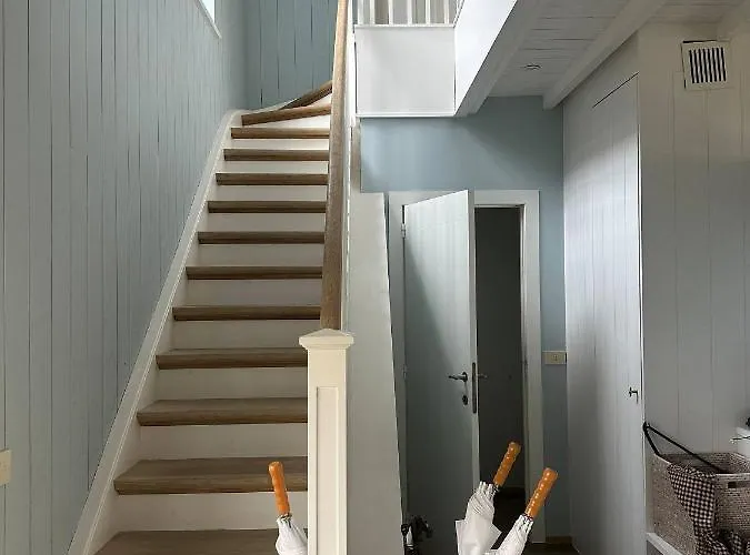 Superb In The Heart Of Zoute Close To The And Shopping Area