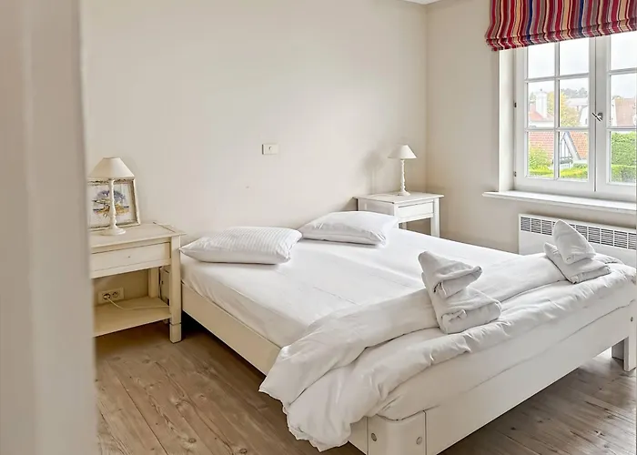 Superb In The Heart Of Zoute Close To The And Shopping Area *